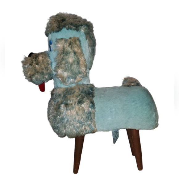 Amazing vintage plush blue poodle/childs chair with wooden legs. 22" high - Picture 3 of 14